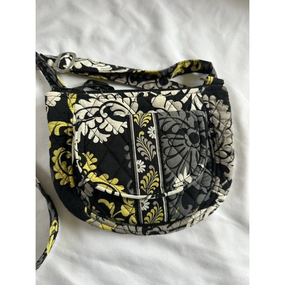 VERA BRADLEY Crossbody Bag Purse LIZZY BAROQUE PATTERN BLACK‎ YELLOW GRAY